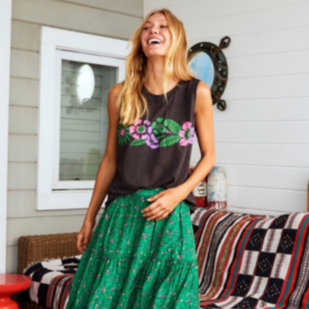 SOLD OUT! BRAND NEW! XIRENA True Tank